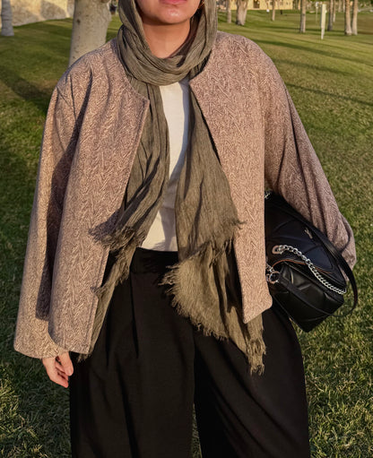 Beige essential cropped jacket